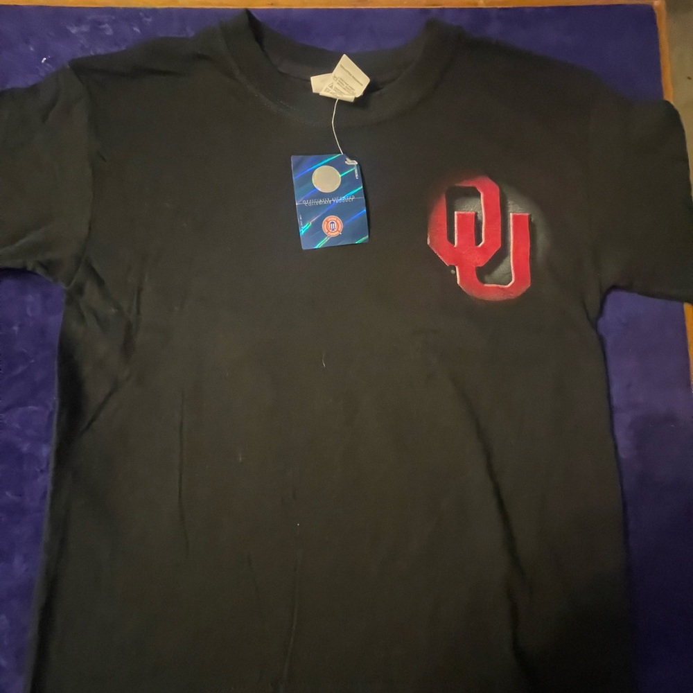 OU (Oklahoma University) Youth Shirt size 6-8